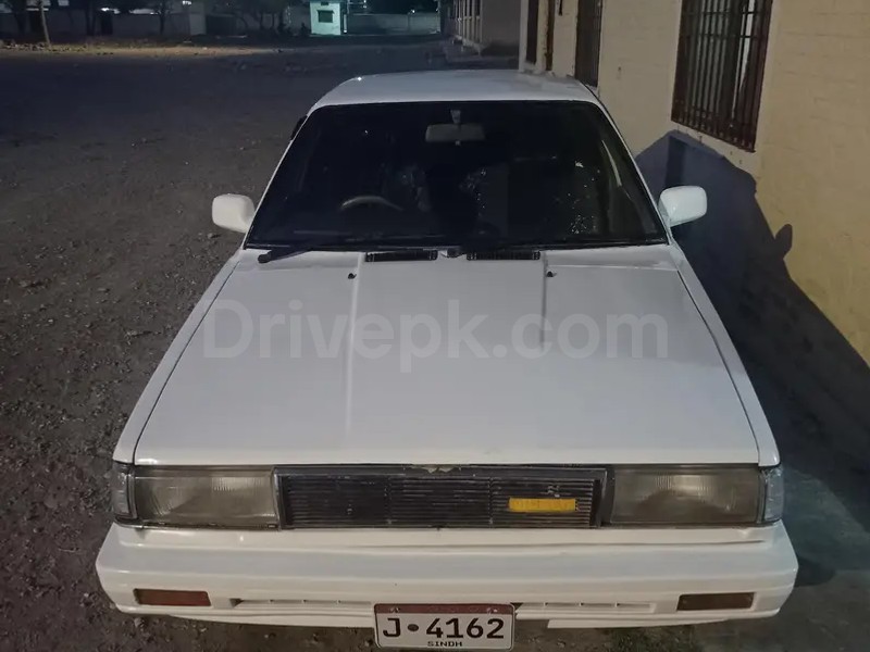 Nissan Sunny 1988