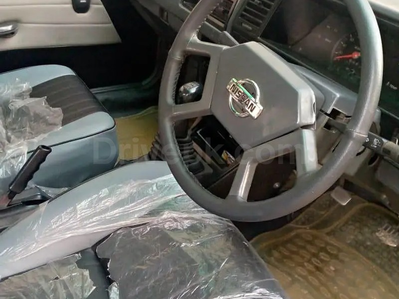 Nissan Sunny 1989