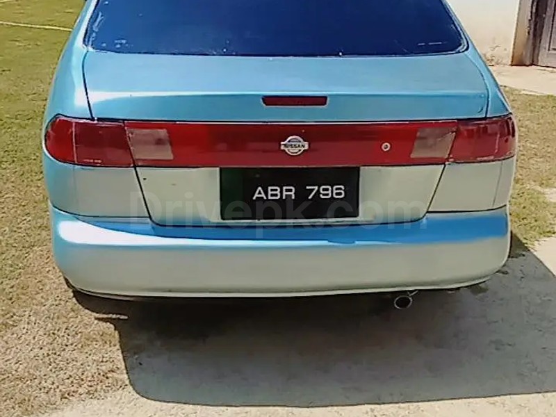 Nissan Sunny 1998