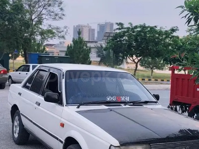 Nissan Sunny 1987