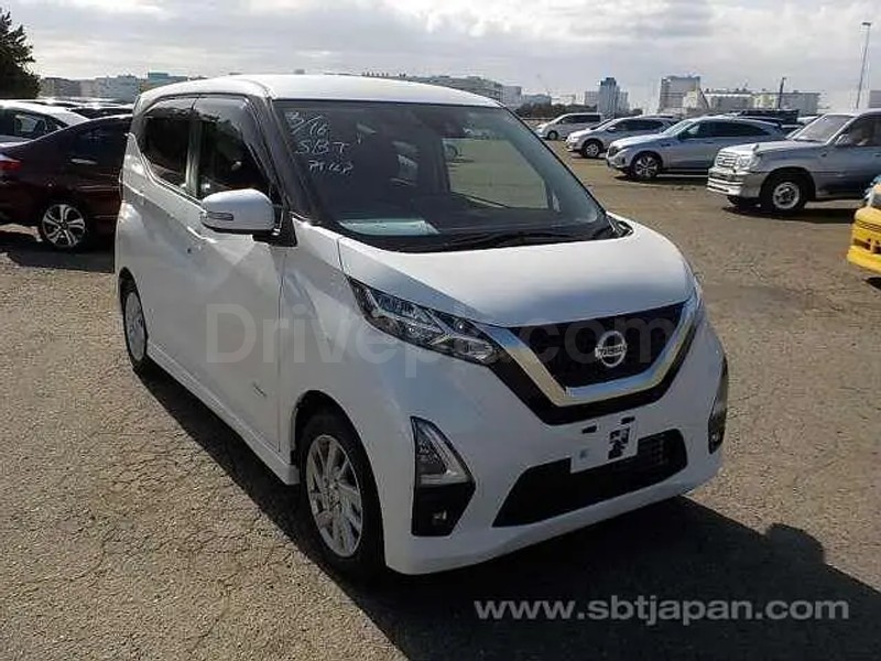 Nissan Dayz Highway Star 2022