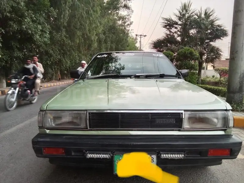 Nissan Sunny 1987