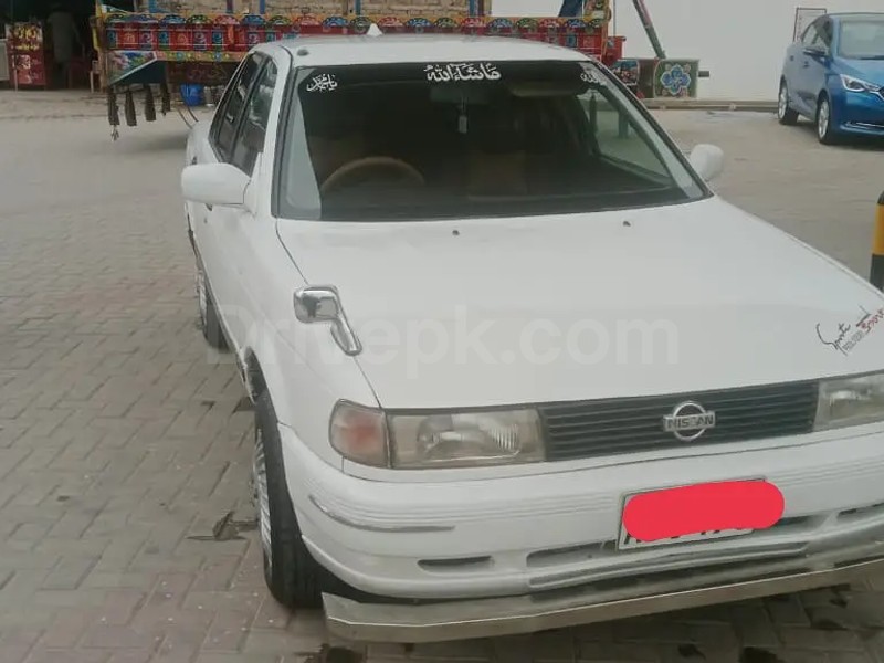 Nissan Sunny 1992