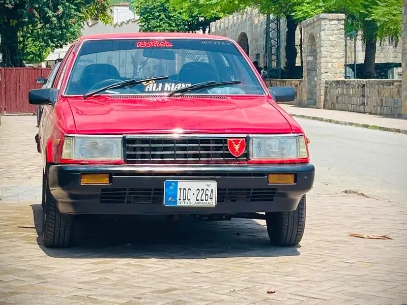 Nissan Sunny 1985