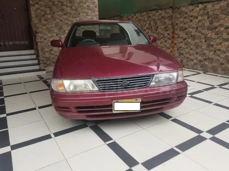 Nissan Sunny 1998
