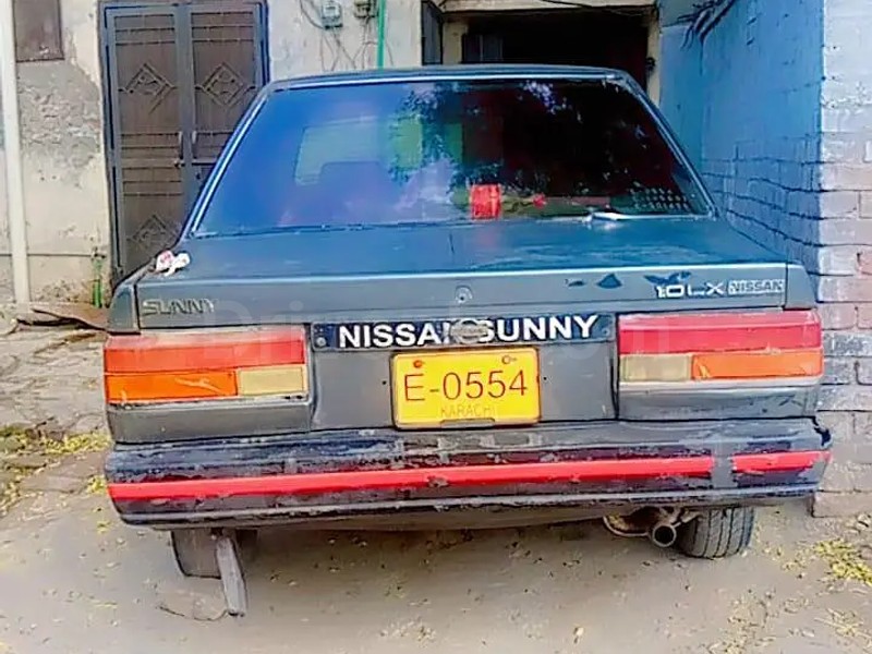 Nissan Sunny 1987