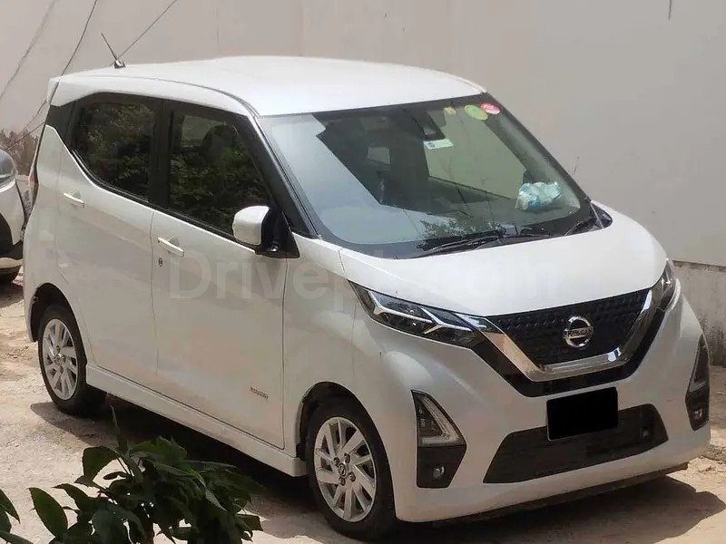 Nissan Dayz Highway Star 2021