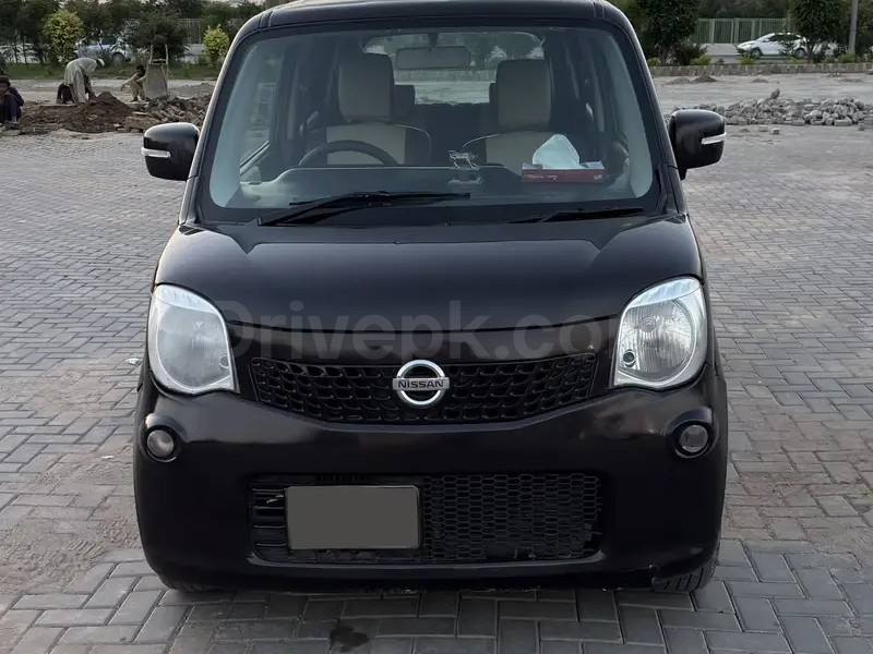 Nissan Moco 2014