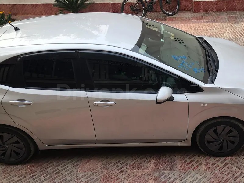 Nissan Note E Power 2021