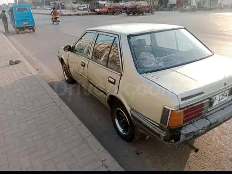 Nissan Sunny 1986
