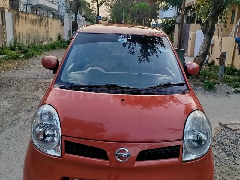 Nissan Moco 2010