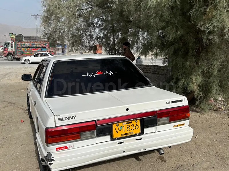 Nissan Sunny 1986