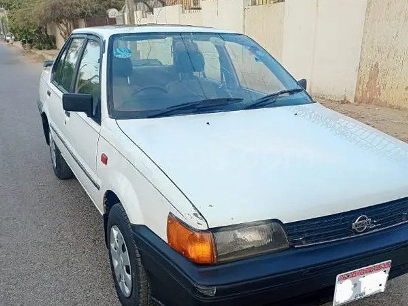 Nissan Sunny 1988