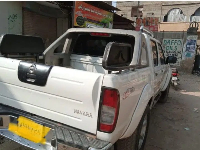 Nissan Navara 2008