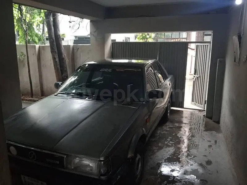 Nissan Sunny 1988