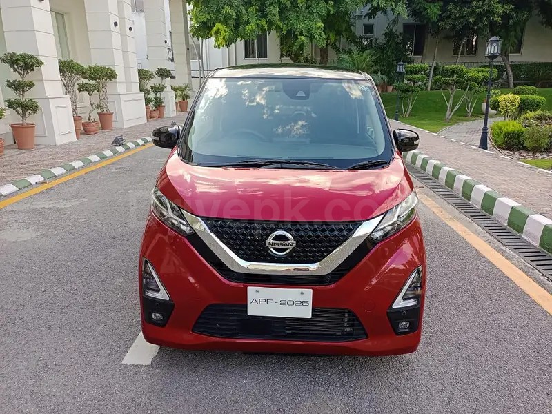 Nissan Dayz Highway Star 2022