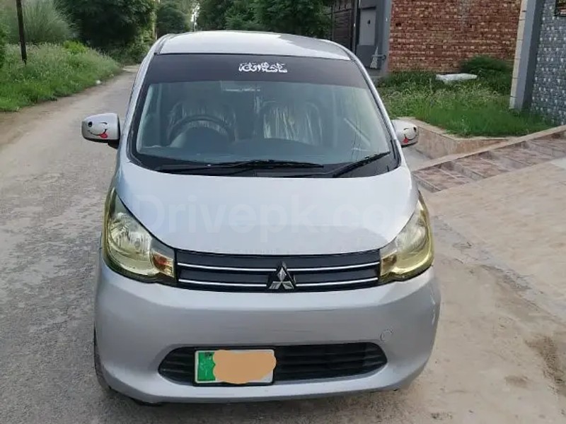 Mitsubishi Ek Wagon 2015