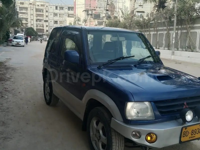 Mitsubishi Pajero Mini 2000