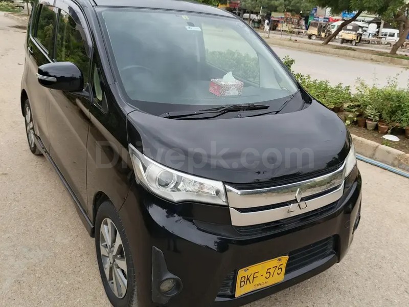 Mitsubishi EK Custom 2014