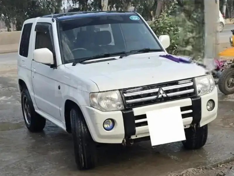 Mitsubishi Pajero Mini 2010