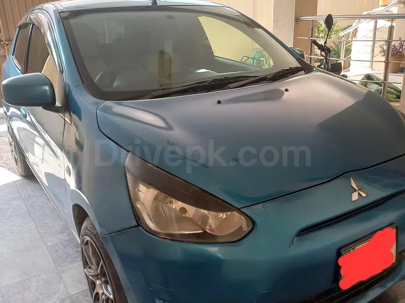 Mitsubishi Mirage 2012