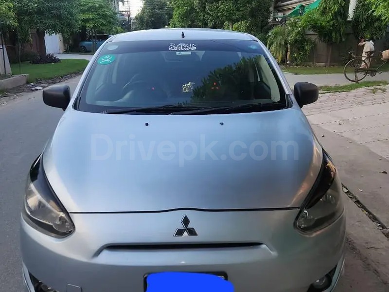 Mitsubishi Mirage 2012