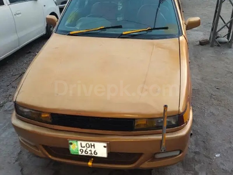 Mitsubishi Lancer 1990