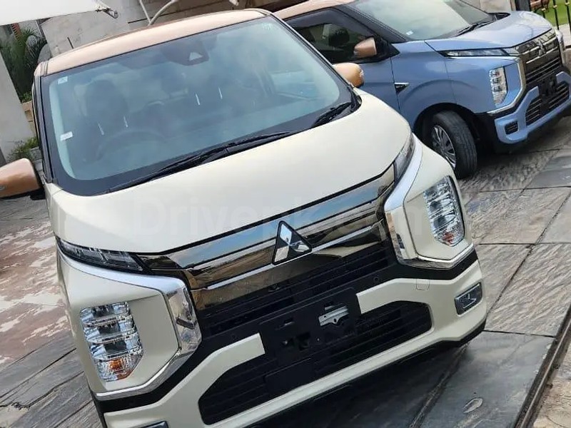 Mitsubishi Ek X 2024