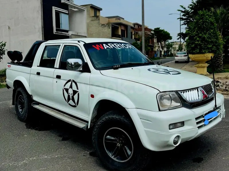 Mitsubishi L200 2006