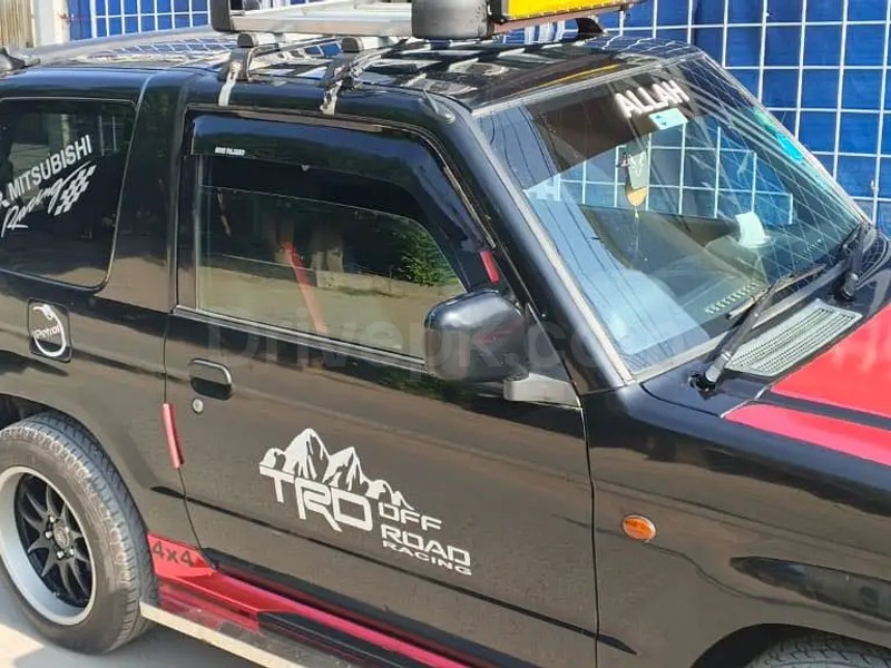 Mitsubishi Pajero Mini 2009