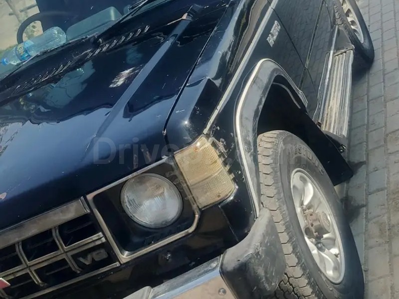 Mitsubishi Pajero 2016