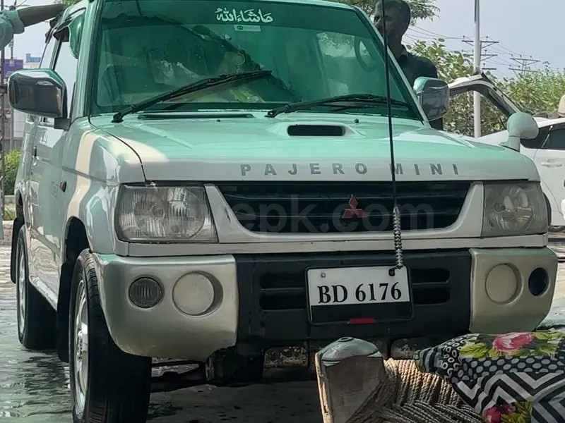 Mitsubishi Pajero Mini 2007