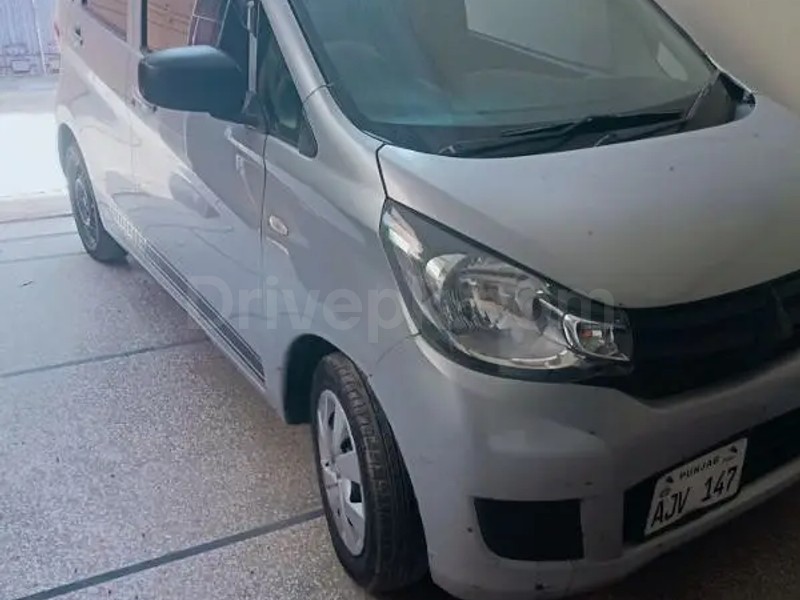 Mitsubishi Ek Wagon 2017