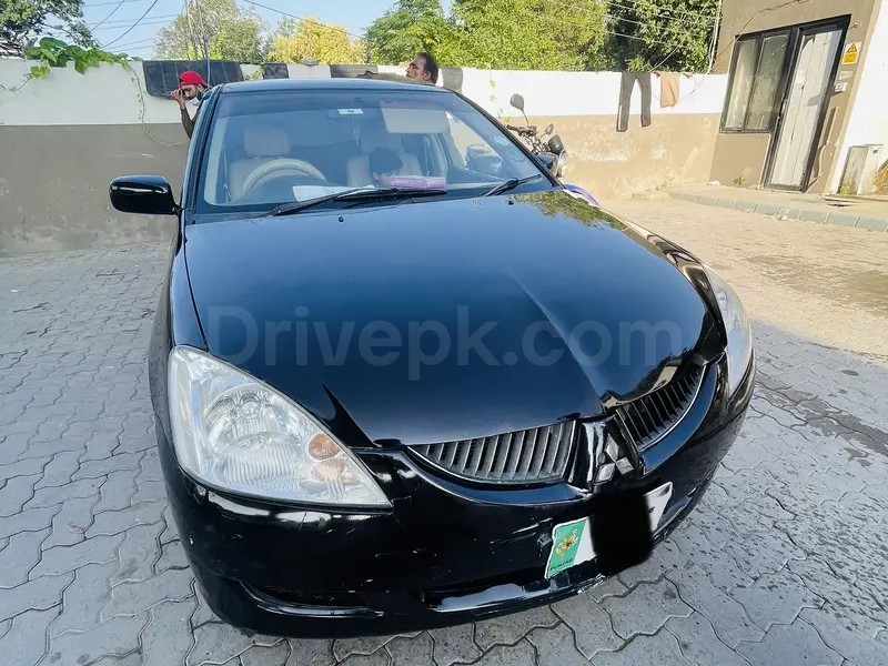 Mitsubishi Lancer 2005