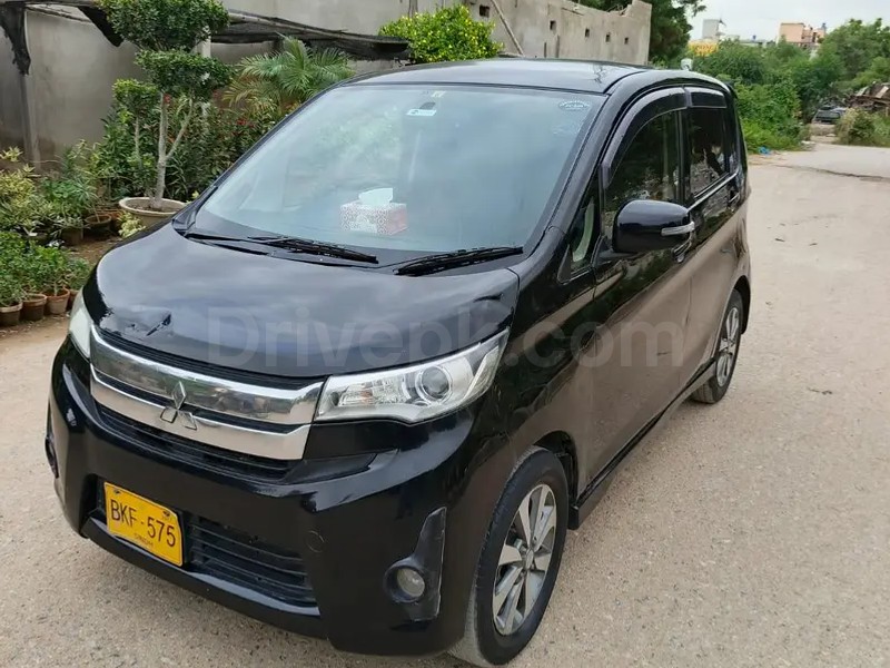 Mitsubishi EK Custom 2014