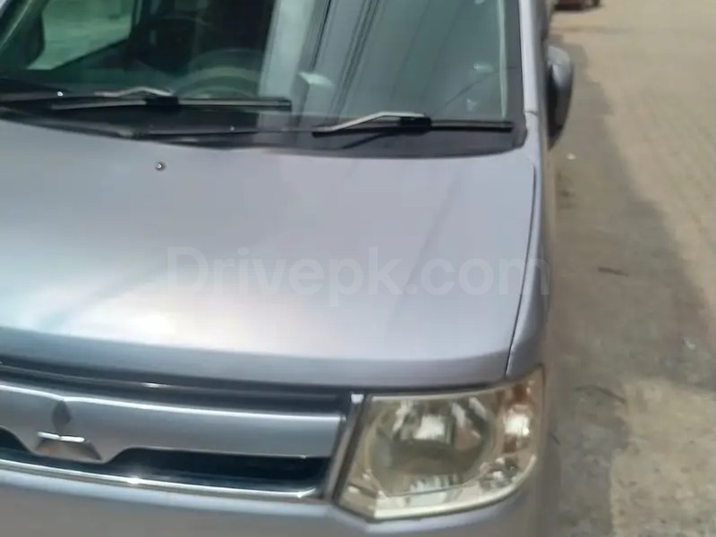Mitsubishi Ek Wagon 2011
