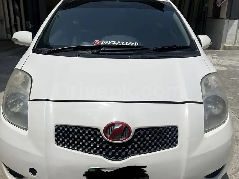 Toyota Vitz 2007