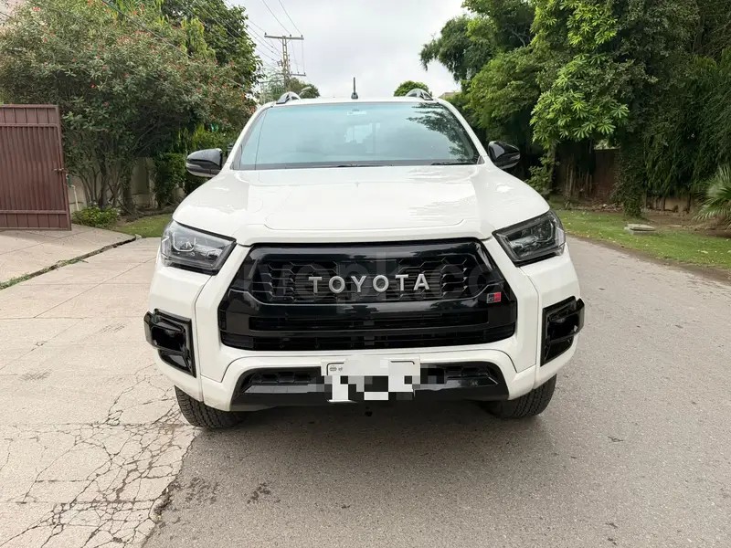 Toyota Hilux 2024