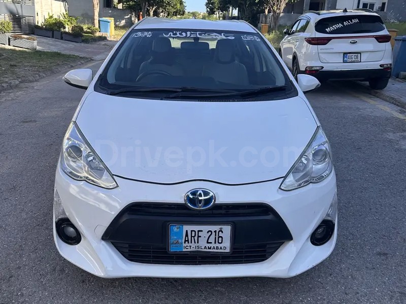Toyota Aqua 2016