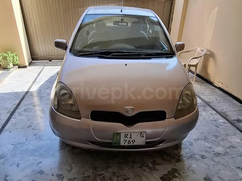 Toyota Vitz 1999