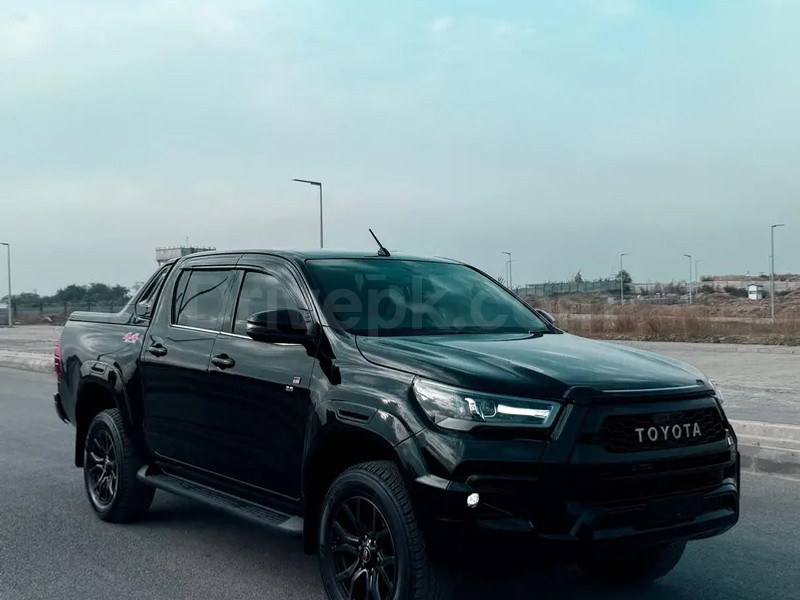 Toyota Hilux 2024