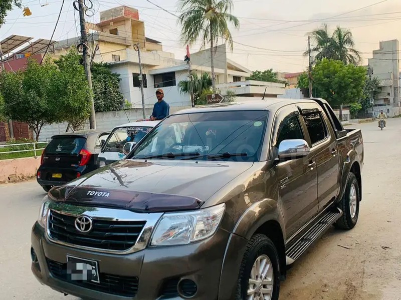 Toyota Hilux 2014
