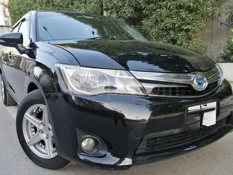 Toyota Fielder 2015