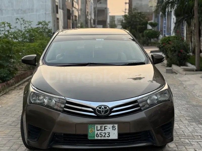 Toyota Corolla Altis 2015