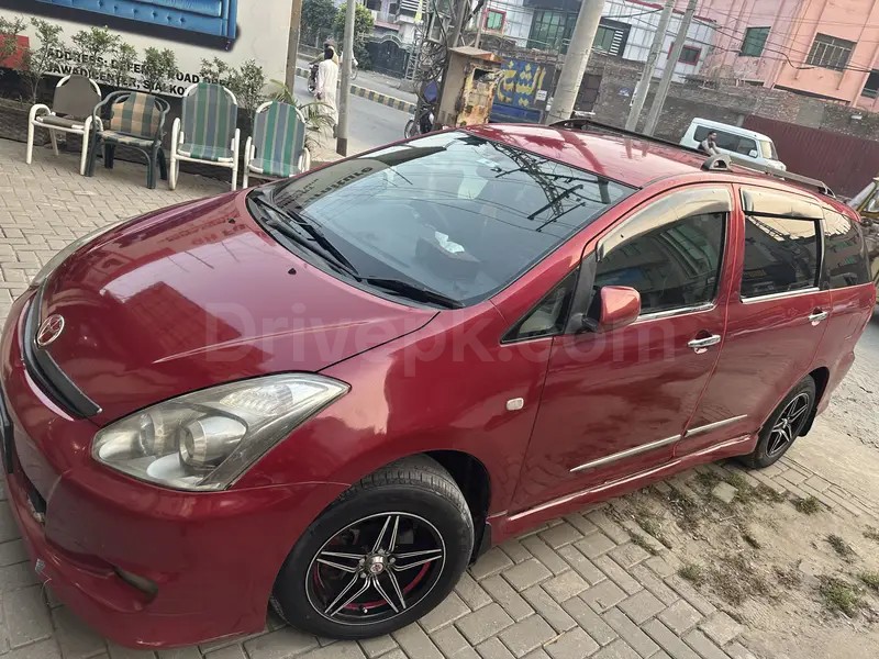 Toyota Wish 2012
