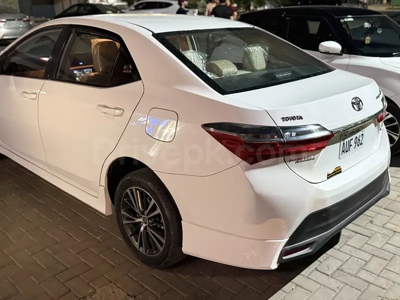 Toyota Corolla Altis 2021
