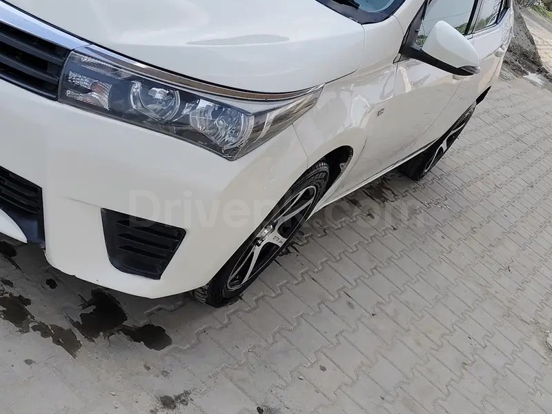 Toyota Corolla GLI 2015