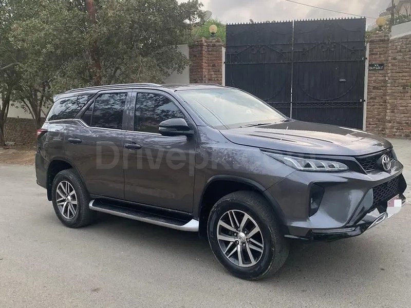 Toyota Fortuner 2020