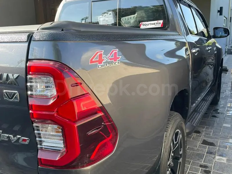 Toyota Hilux 2021