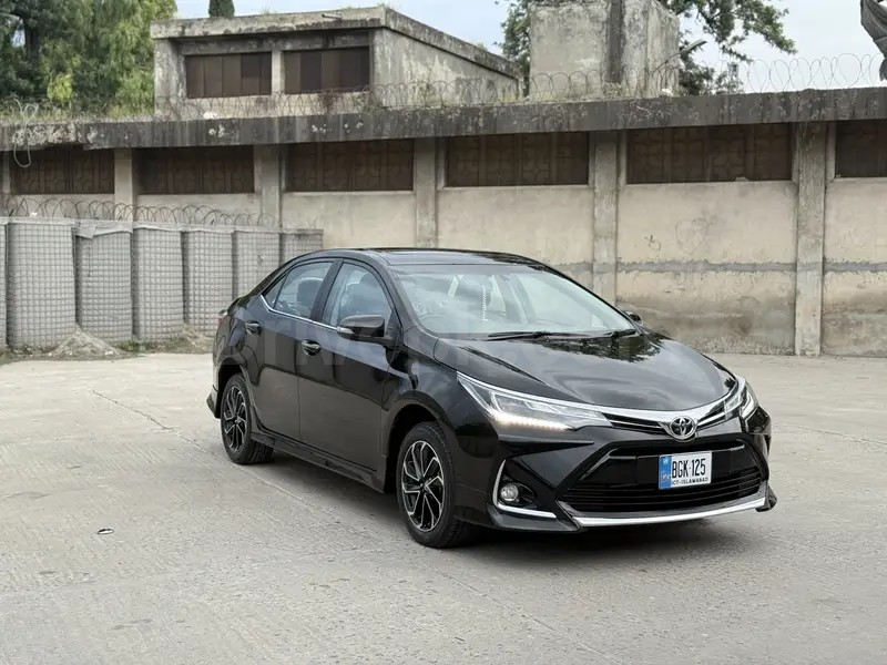 Toyota Altis Grande 2025